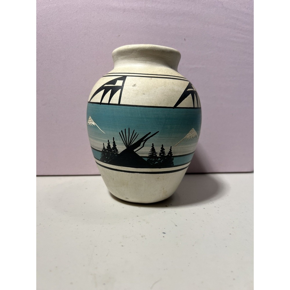 Vintage Native American Navajo Vase‎ Art Pottery Signed Tim Wallace